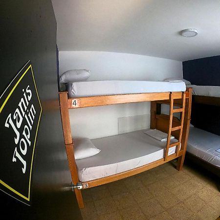 Rock Hostel Medellín Exteriör bild